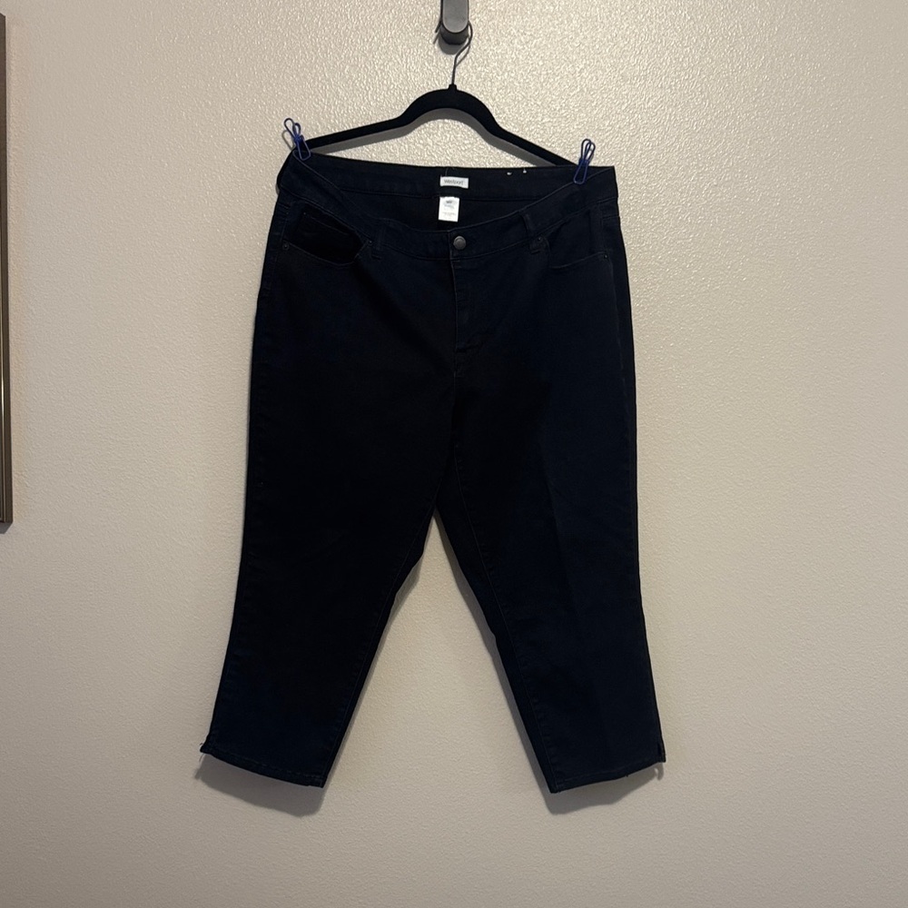Westport Women's Black Ankle Jeans